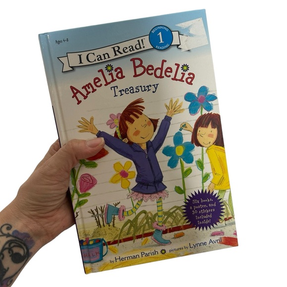 Amelia Bedelia Beginning Reading Level 1 I can Read Hard Cover Book - Picture 3 of 14